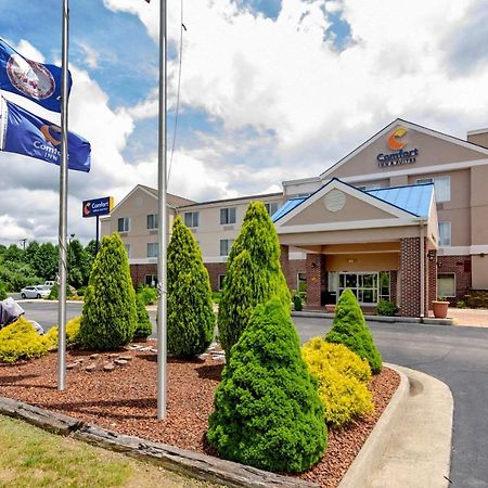 Comfort Inn & Suites Hillsville I-77 Bagian luar foto