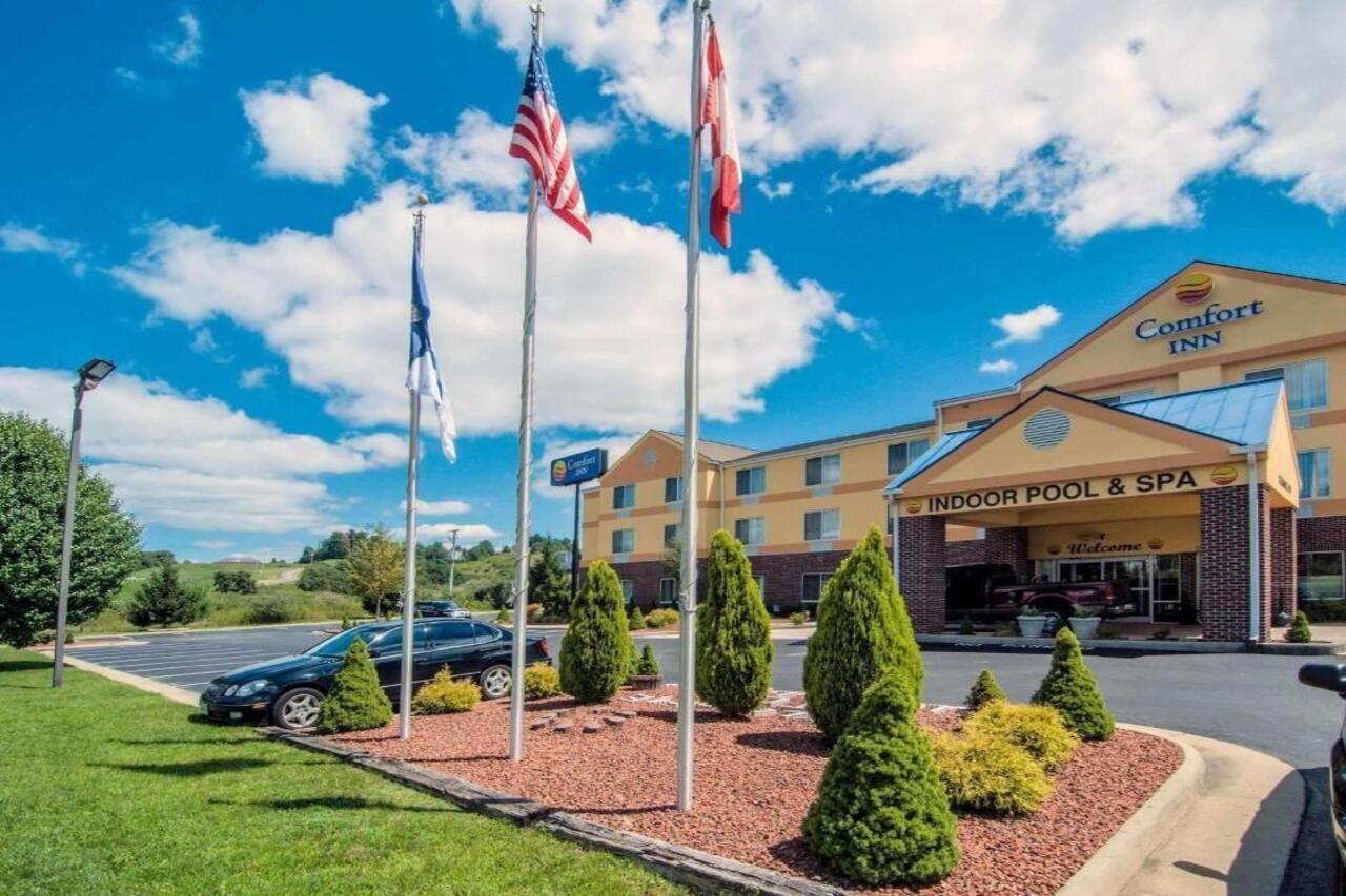 Comfort Inn & Suites Hillsville I-77 Bagian luar foto