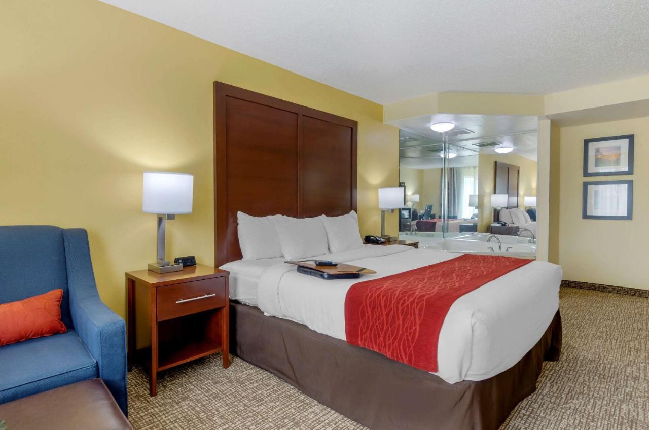 Comfort Inn & Suites Hillsville I-77 Bagian luar foto