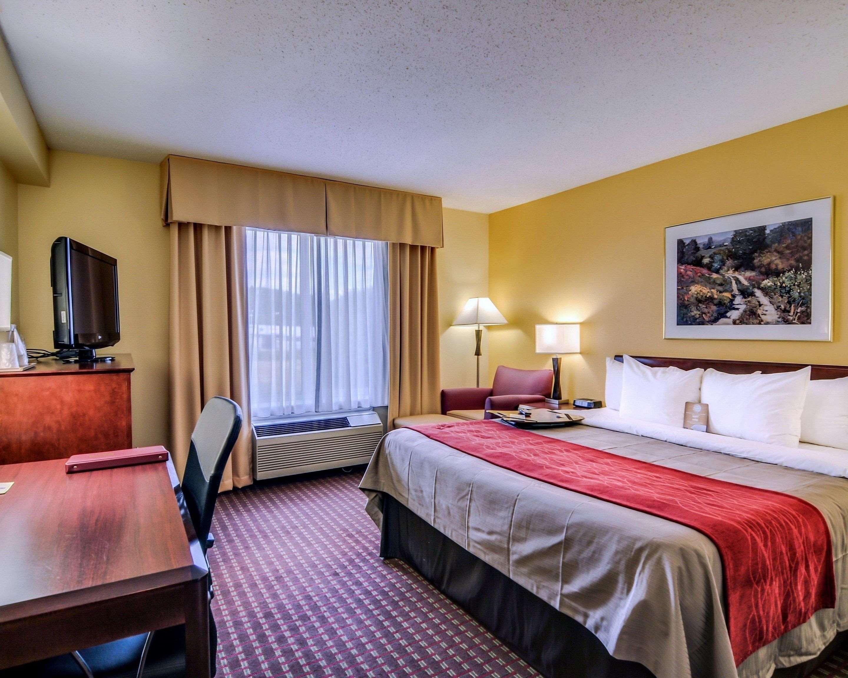 Comfort Inn & Suites Hillsville I-77 Bagian luar foto