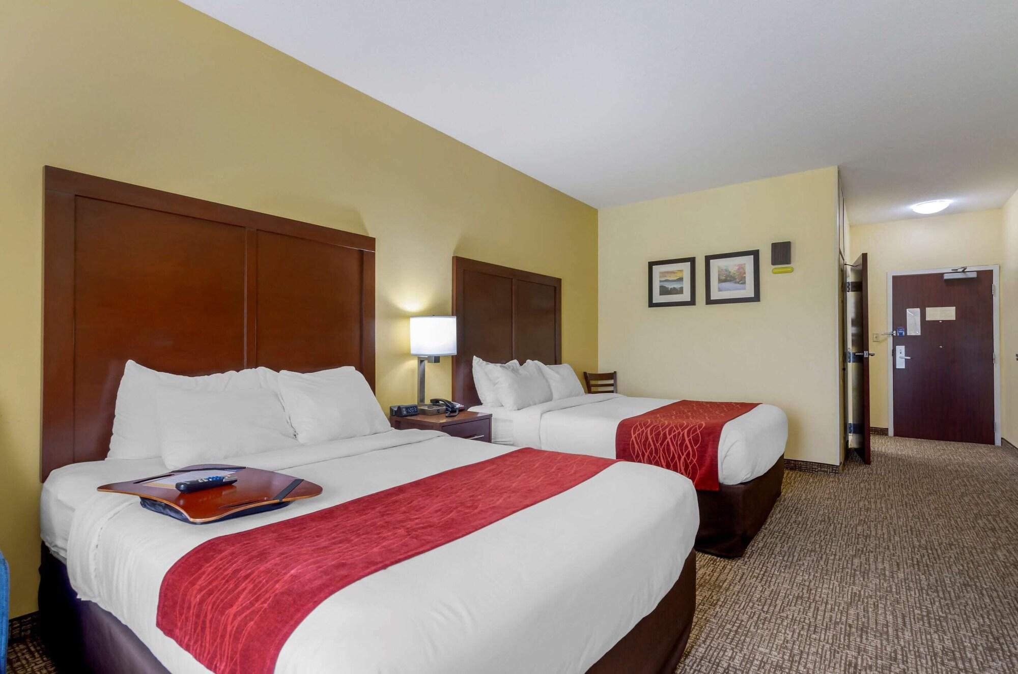 Comfort Inn & Suites Hillsville I-77 Bagian luar foto