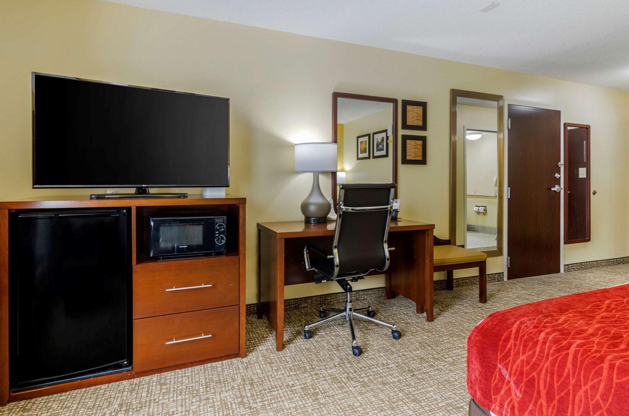 Comfort Inn & Suites Hillsville I-77 Bagian luar foto