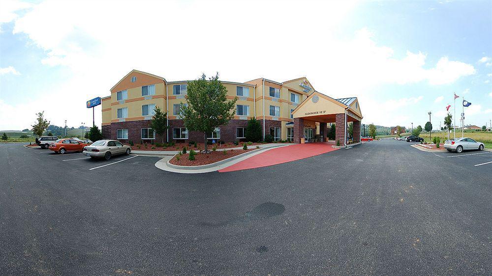 Comfort Inn & Suites Hillsville I-77 Bagian luar foto