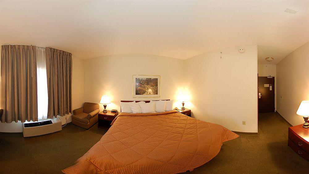 Comfort Inn & Suites Hillsville I-77 Bagian luar foto